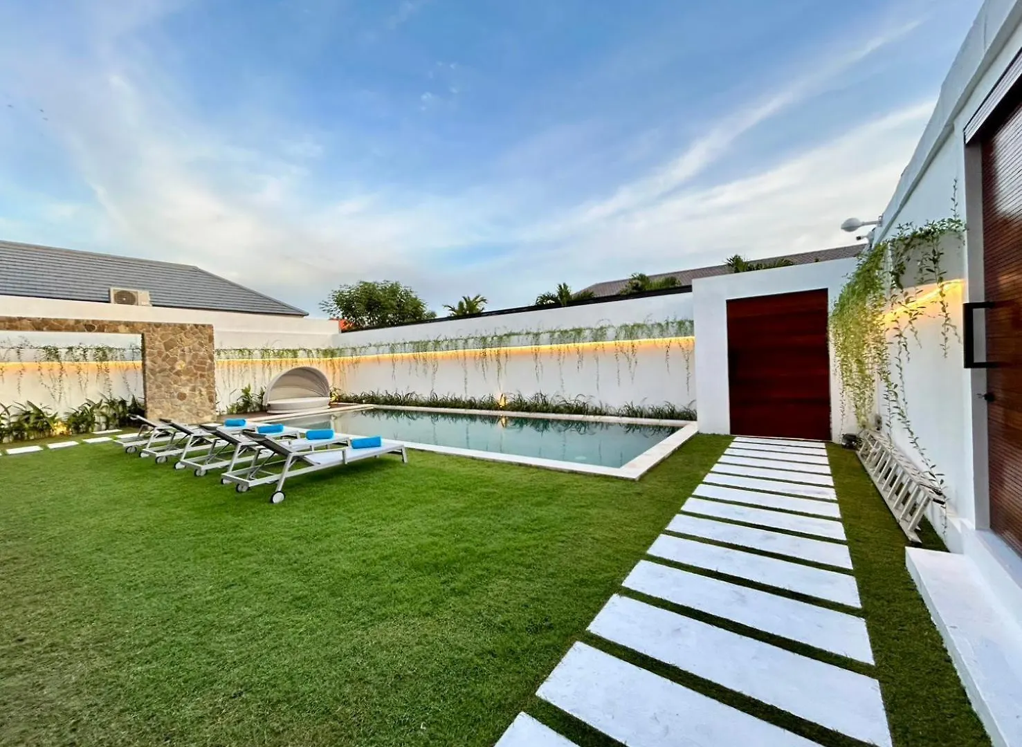 Villa Kawis Seminyak